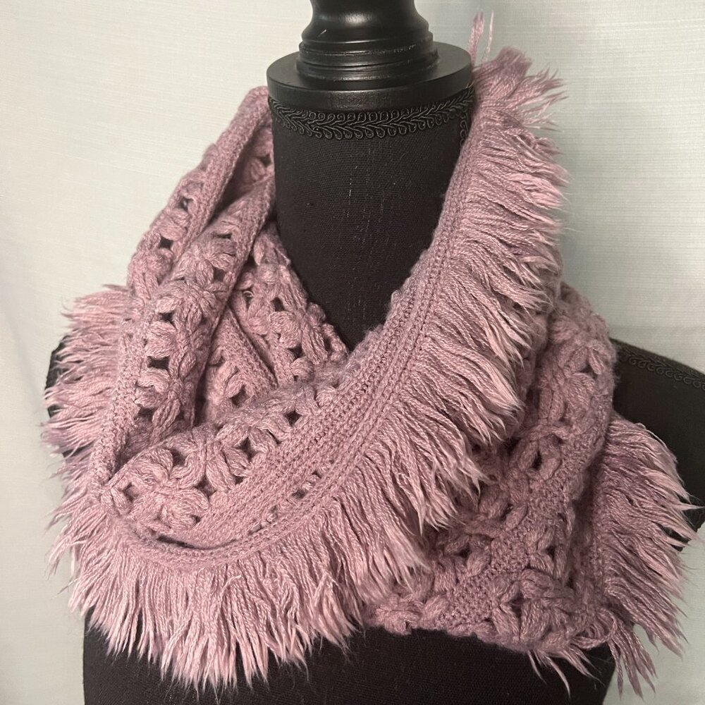 Knitted Purple Infiniti Neck Scarf - 0253 - Picture 3 of 4